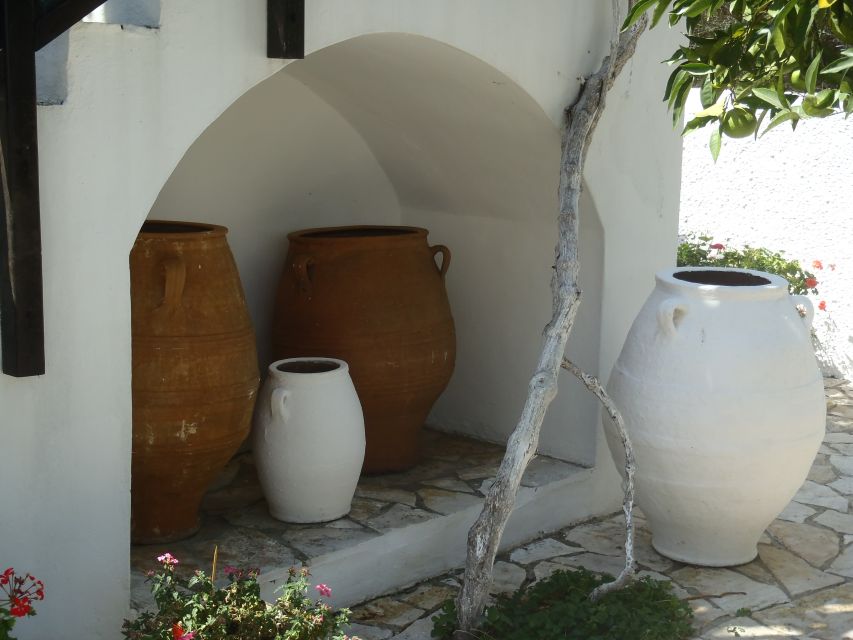 Private Exclusive Manousakis Winery and Vineyard Tour - Timing, comfort, and booking advice