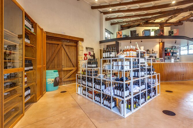 Private: Jeep Safari in 2 Wineries and Samaria Gorge with Lunch - Manousakis Winery brings a second wine style