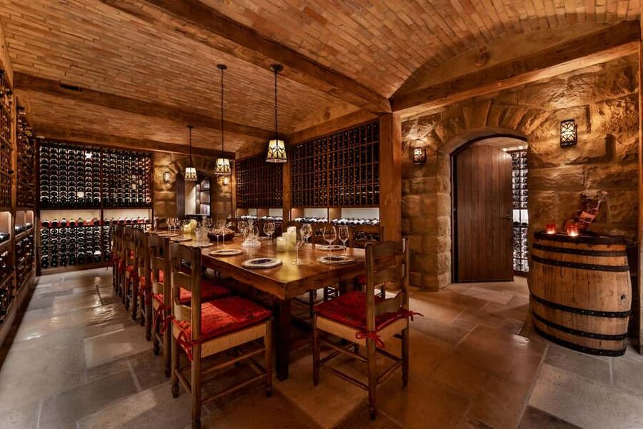 Private La Rioja Day: Visit 2 Premium Wineries with lunch. - Timing, weather, and what to bring