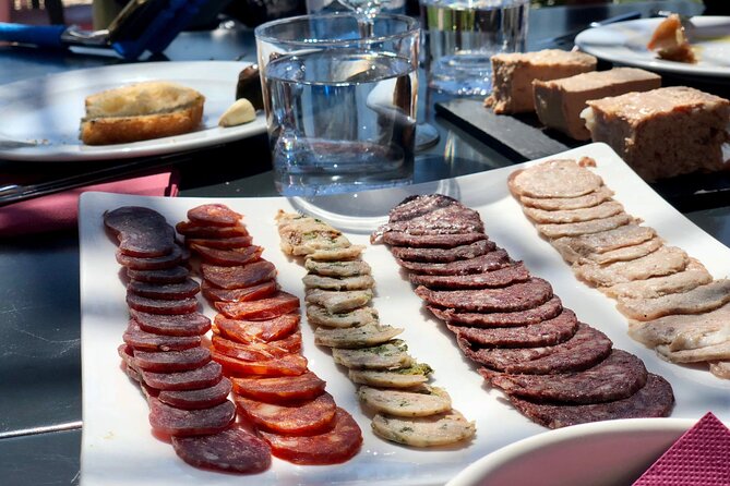 Private Priorat Tour with Wine Tastings & Lunch from Barcelona - Celler Pasanau and the hills above La Morera de Montsant