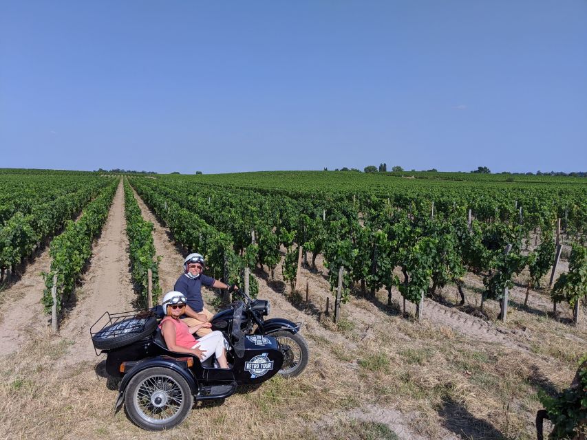 Private ride in the vineyards from Saint-Emilion - Meeting at Couvent des Jacobins
