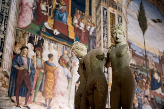 Private Siena San Gimignano Tour from Florence with Winery Lunch - Piazza del Campo shows Siena at its most theatrical