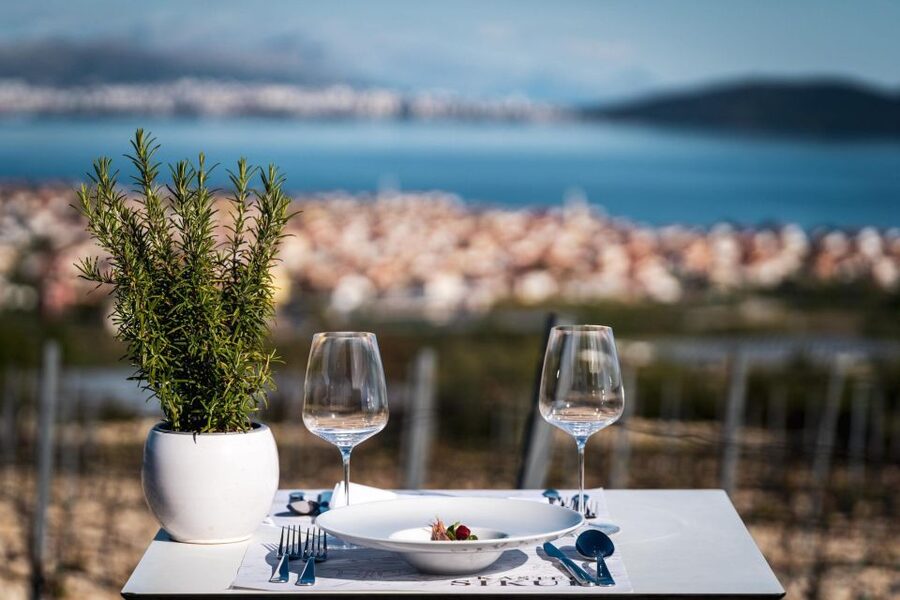 Private Split & Trogir Wine Tasting & Vineyard with Sea View - Trogir’s compact UNESCO old town