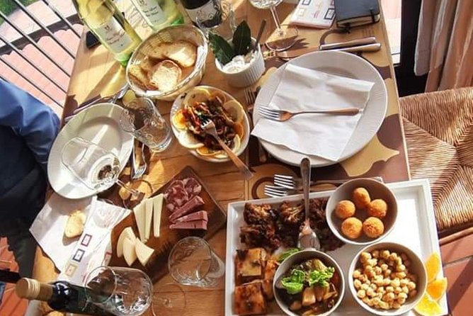 Private tour of Etna and Winery Visit with Food and Wine Tasting from Taormina - Why a private guide changes the day