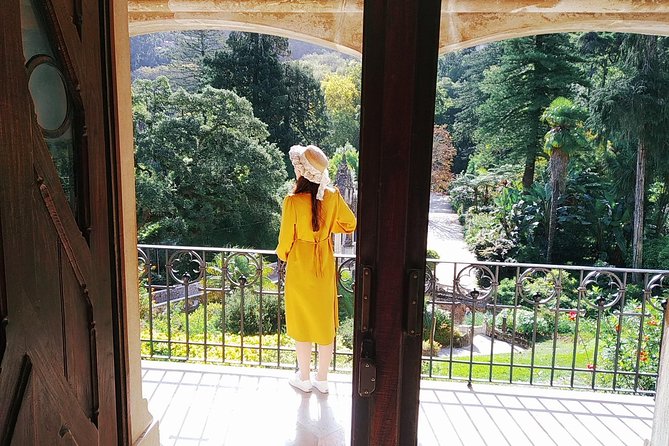 Private tour of Pena palace and Quinta da Regaleira - A short walk through Sintra’s historic center