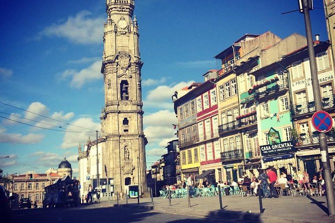 Private Tour to History of Porto & Porto Calem Cellars & Wine Tasting - São Bento Station and its 20,000 tiles