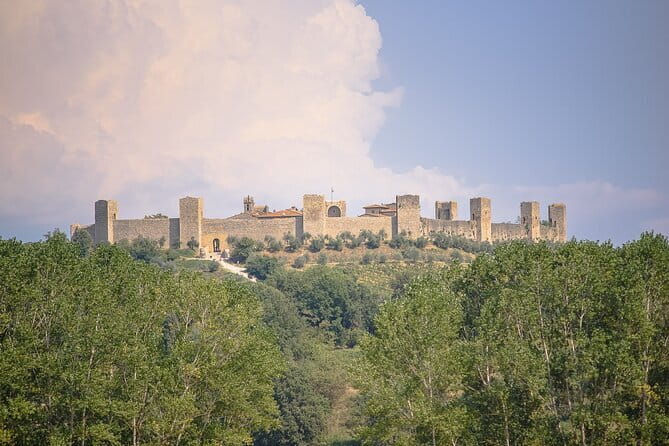 Private Tuscany Tour from Florence Including Siena, San Gimignano and Chianti Wine Region - What the Driver Adds to the Day
