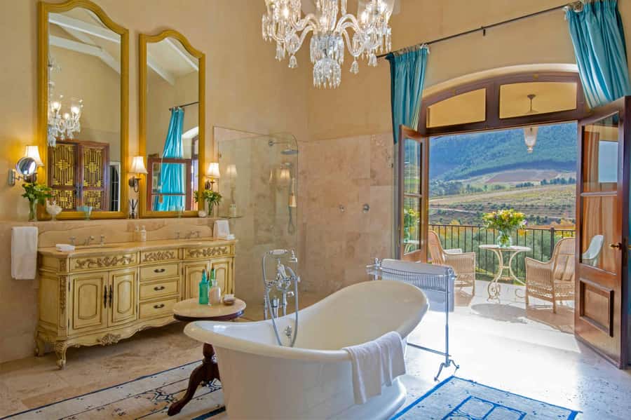 Private Winelands Immersive Experience Full Day - Three wine regions, three different moods
