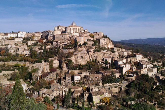 Provence Wineries and Luberon Villages Day Trip from Aix-en-Provence - Roussillon and its ochre-colored setting