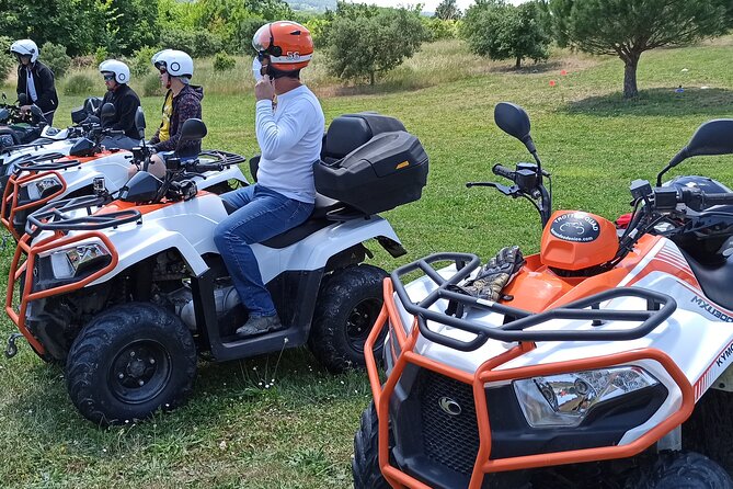Quad hike 3h30 Vineyards of Dordogne - Forest tracks, deer, and technical sections