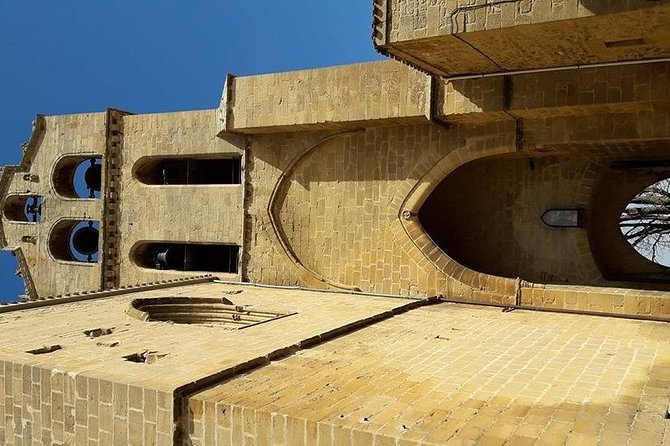 Rioja Wine Tour: Winery & Traditional Lunch From Vitoria - A two-hour traditional lunch in La Rioja