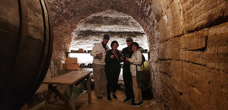 RIOJA: WINE TOUR WITH A WINERY OWNER - Lunch inside a wooden wine press