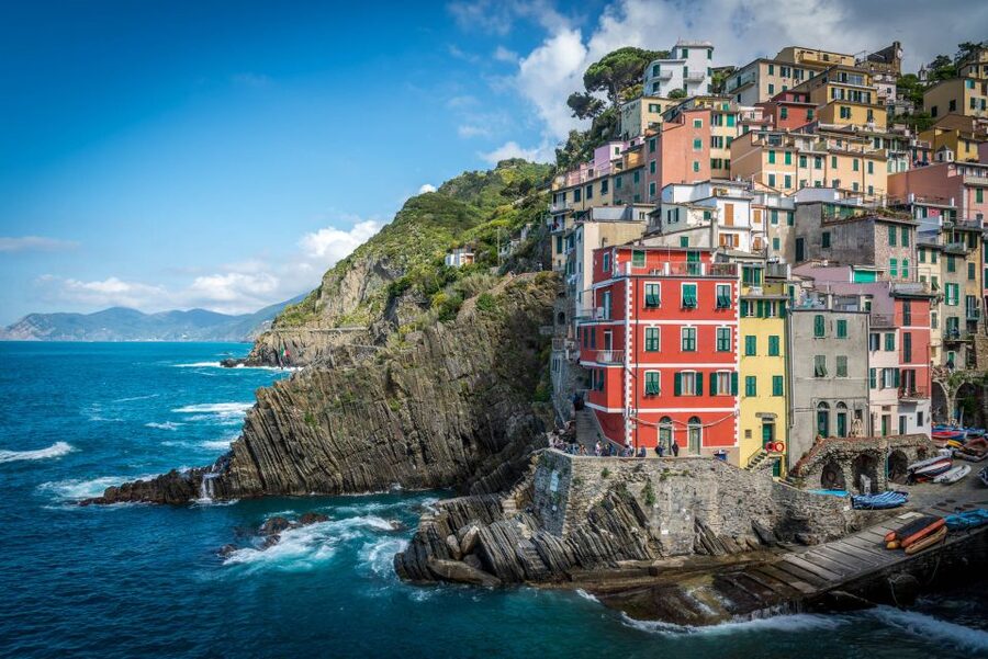Riomaggiore: Vineyard & Wine Cellar Tour with Wine Tasting - What you taste in the five-wine flight