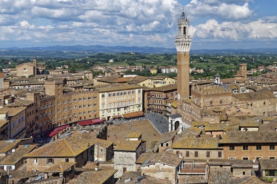 Rome: Private Tour to San Gimignano, Siena & Winery Visit - The ride through Val dOrcia