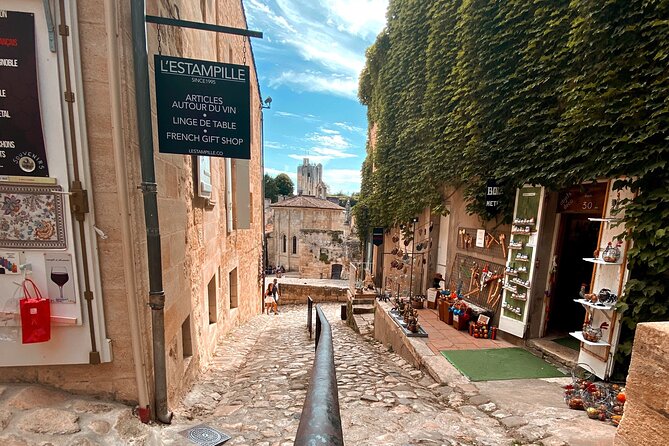 Saint-Emilion Afternoon Wine Tour - 2 Wineries & delicacies - Saint-Émilion village: beautiful, but tightly timed