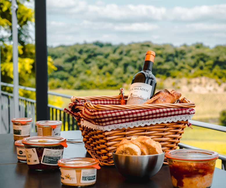 Saint-Emilion: Grand Cru Classé Guided Winery Visit & Picnic - What the two-hour schedule feels like