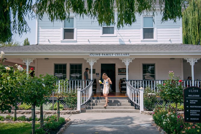 San Francisco Super Saver: Muir Woods & Wine Country w/ optional Gourmet Lunch - The morning route across the Golden Gate