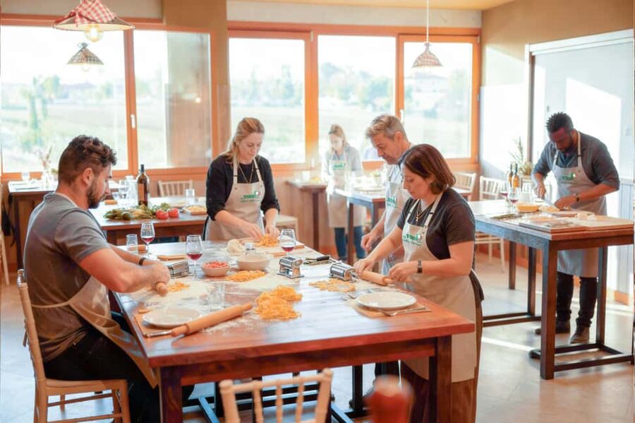 San Gimignano, Chianti with Winery Lunch & Cooking Class - Monteriggioni and the first wine stop