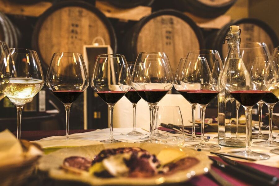San Gimignano: Lunch or Dinner at a Winery with Wine Tasting - Key points to know before you book