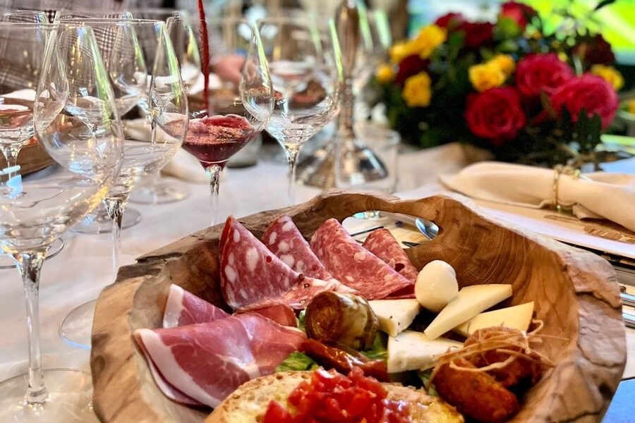 San Gimignano: Lunch or Dinner at a Winery with Wine Tasting - Arriving at Tenuta Torciano near San Gimignano
