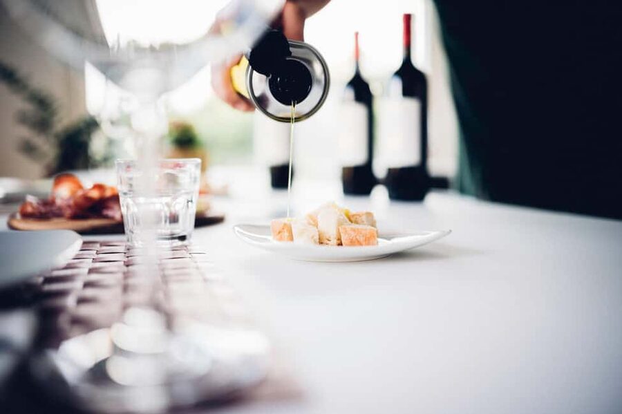 San Miniato: Organic Wine Tour & Tasting at a Family-Winery - What the small group changes
