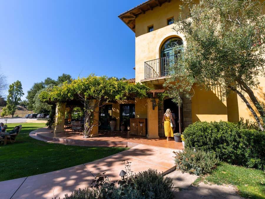 Santa Barbara: 3-Winery Tour Includes Tastings & Lunch inSYV - Second stop: Andrew Murray and the value of realistic expectations