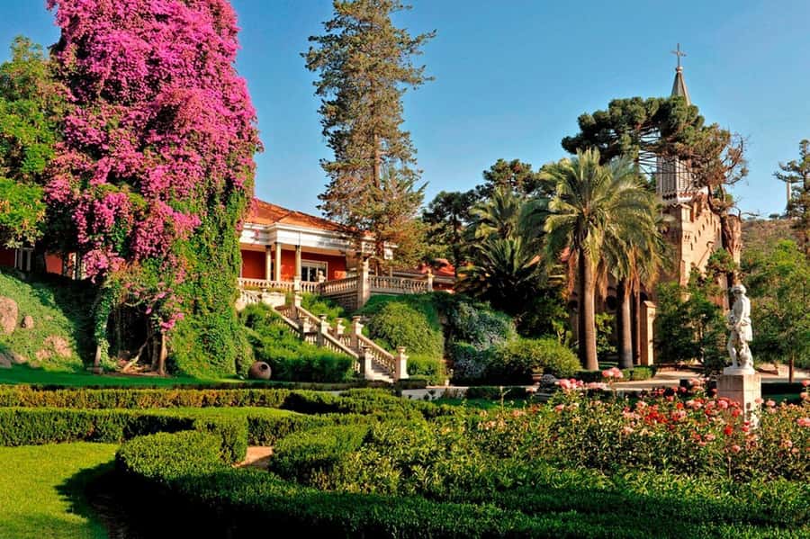 Santiago: Main Chilean Wineries Private Half-Day Tours - Key points at a glance