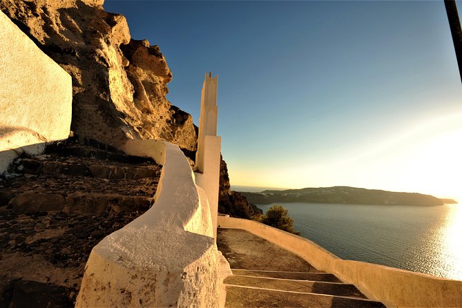 Santorini 3-Winery Tour with 12 Wine Tastings and Oia Sunset - What the $181.48 price really covers