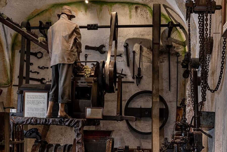 Santorini: Farm and Winery Guided Tour - Is three hours enough?
