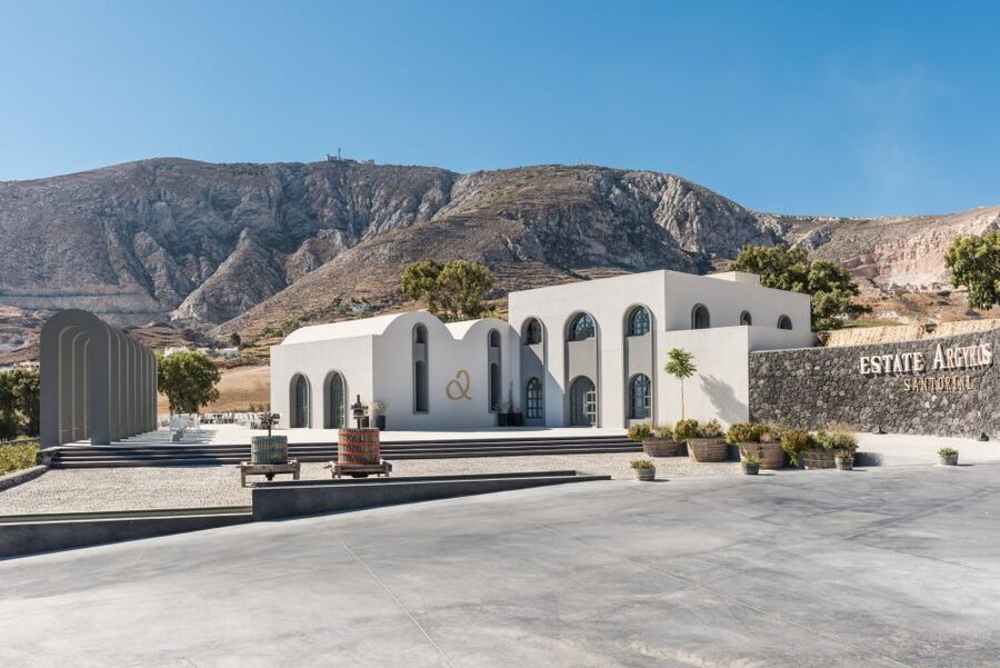 Santorini: Guided Wineries Private Tour with Wine Tastings - What the 12-wine tasting is really like