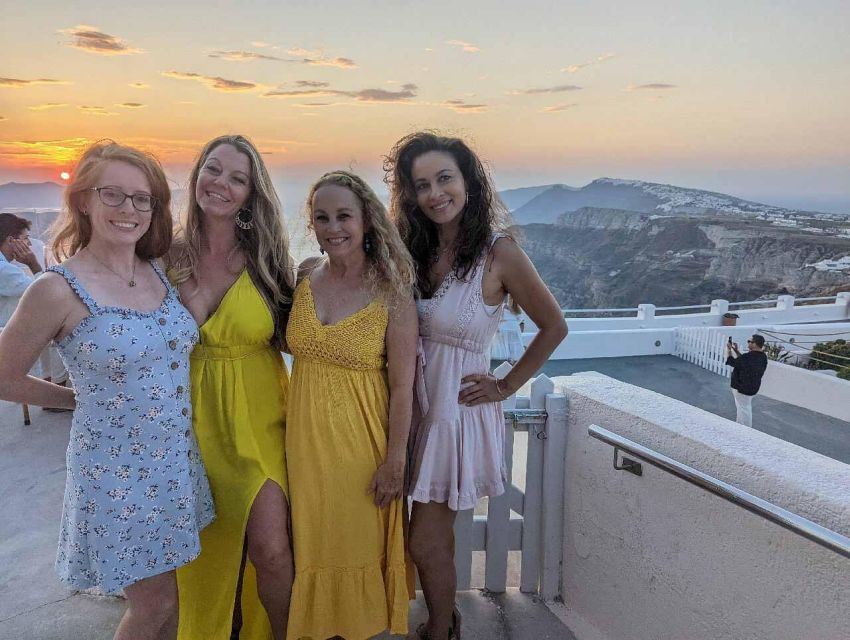 Santorini: Small-Group Sunset Wine Tour with Santo Winery - The wines: expect bright whites and sweet Vinsanto