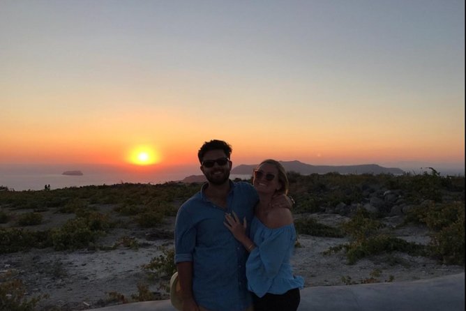 Santorini Sunset Wine Tour with Santo Winery Views - Food makes the tasting more useful