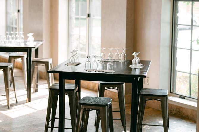 Seated Tasting Experience at Konzelmann Winery - A compact tasting at Konzelmann Estate Winery
