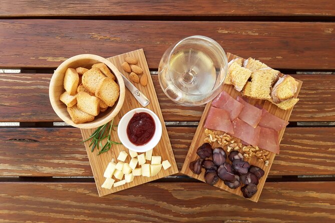 Selection Tasting | Quinta de Santa Cristina Vinho Verde - Price, timing, and group size