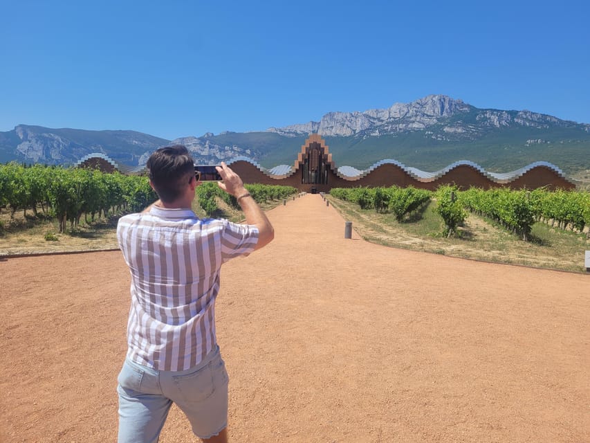 Semi-Private La Rioja Tour of 3 Premium Wineries from Bilbao - The pace, sound, and lunch gap