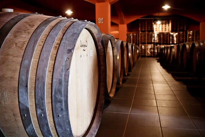 Semi Private Wine Tour of 2 wineries with Transfer and Lunch - Transport, group size, and the family question