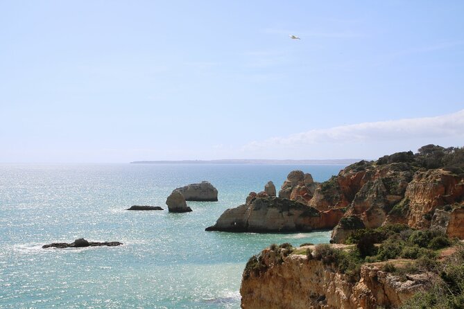Seven Hanging Valleys Expedition with Lunch in the Vineyard - Lunch at an Algarve vineyard