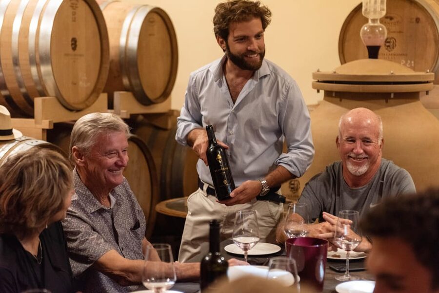 Siena: Winery tour/tasting with owner/maker of awarded wines - Timing, language, and practical planning