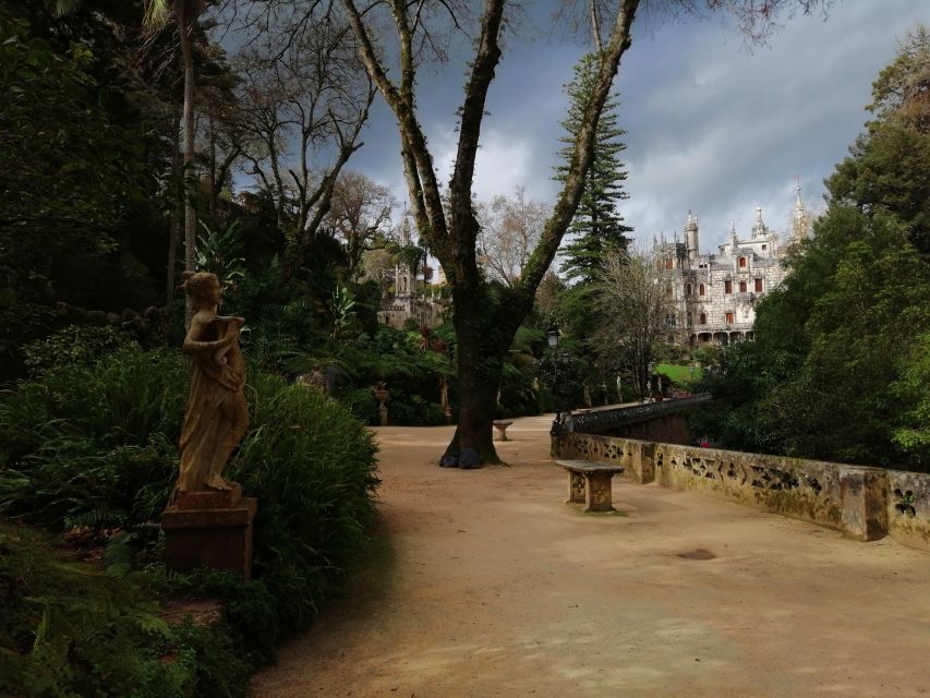 Sintra: Immersive Guided Walking Tour w/ Quinta da Regaleira - Key points to know before booking