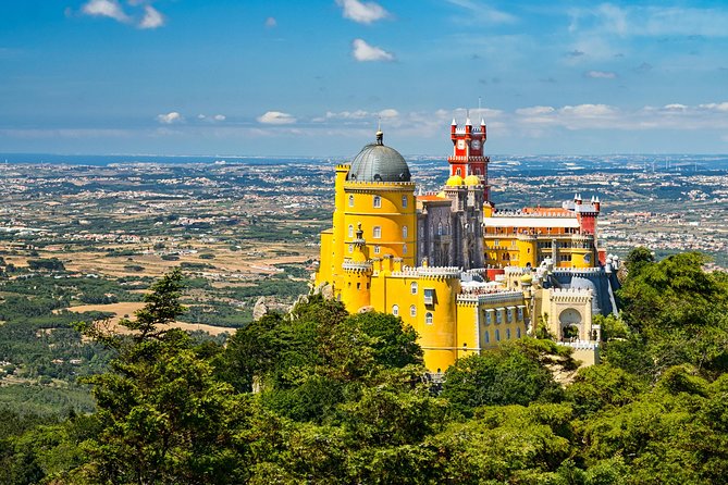 Sintra Palaces Private Tour with Pena Palace and Quinta da Regaleira - Why this Sintra day works well from Lisbon