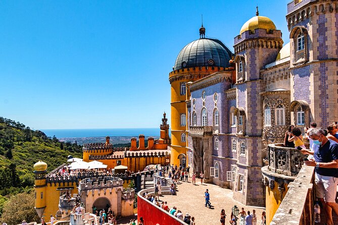 Sintra, Pena Palace, Quinta da Regaleira & Cascais Group Tour - Cascais, the relaxed seaside finale