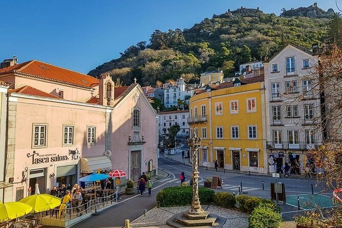 Sintra, Pena Palace, Quinta da Regaleira & Cascais Group Tour - Starting from Rossio at 8:00 am