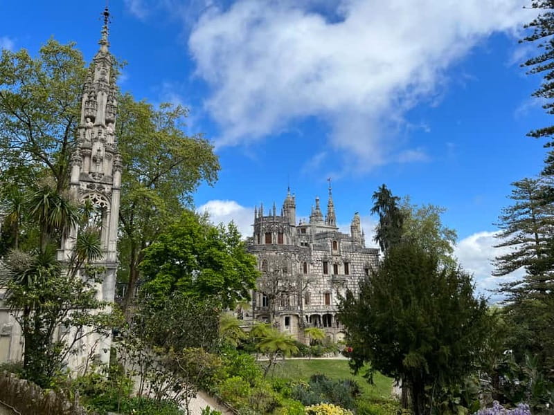 Sintra Private Walking Tour & Quinta da Regaleira - Descending the Initiation Well