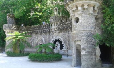Quinta da Regaleira Entry Ticket and Guided Tour