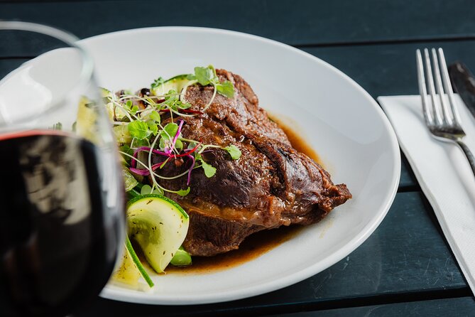 Sirromet Winery Tour and Taste and 2 Course Lunch - Key points at a glance