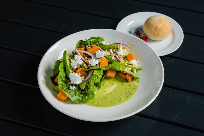 Sirromet Winery Tour and Taste and 2 Course Lunch - Who will enjoy Sirromet most
