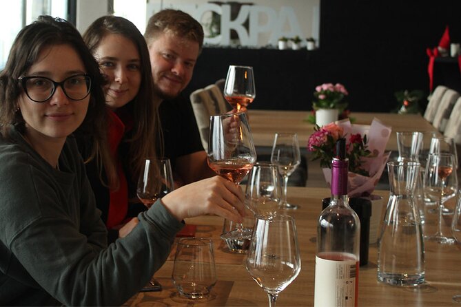 Small Group Wine Tour in Sumadija Wine Region - The food question and what to bring