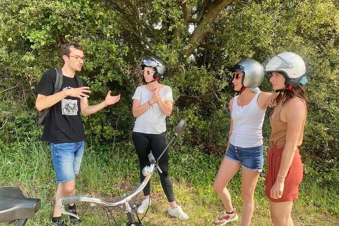 Solex tour and tasting at Domaine les Aphillanthes - Starting in Travaillan at 9:30 am