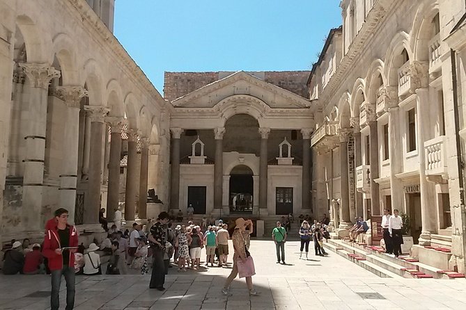 SPLIT-PREMIUM Emperor's Walking Tour for History Lovers + Museum - Group Size, Age Limits, and Walking Comfort