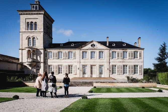 St-Emilion & Médoc Wine Day Tour: Chateaus, Tastings and Lunch - Château Paloumey and the family-estate contrast
